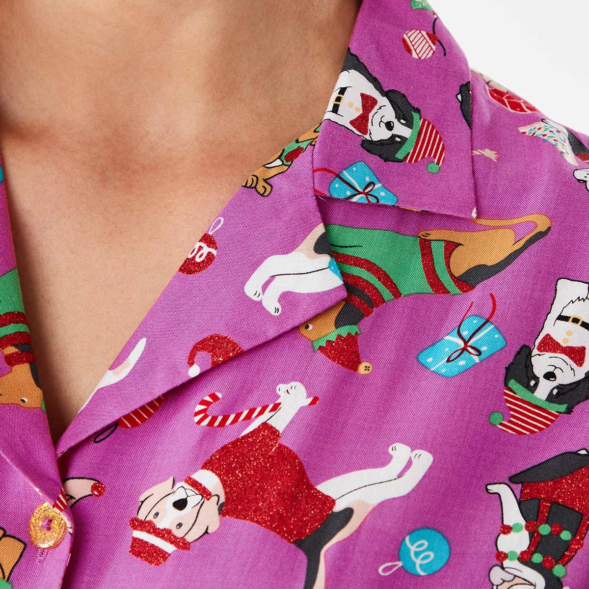 Christmas Short Sleeve Top And Shorts Pyjama Set 2 Christmas Short Sleeve Top And Shorts Pyjama Set - Image 2