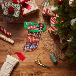 10 Pack M&M's Merry Christmas Stocking 176g 15 10 Pack M&M's Merry Christmas Stocking 176g -Christmas Gift Shop 1b490fd2 a40b 4787 ae94 0e7ad413aa91