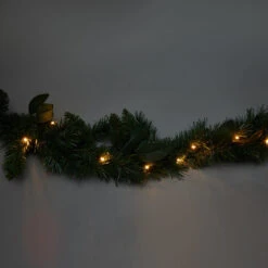1.8m Christmas Light Up Green Garland -Christmas Gift Shop 429537e7 5524 4954 b622 46f3f58be436