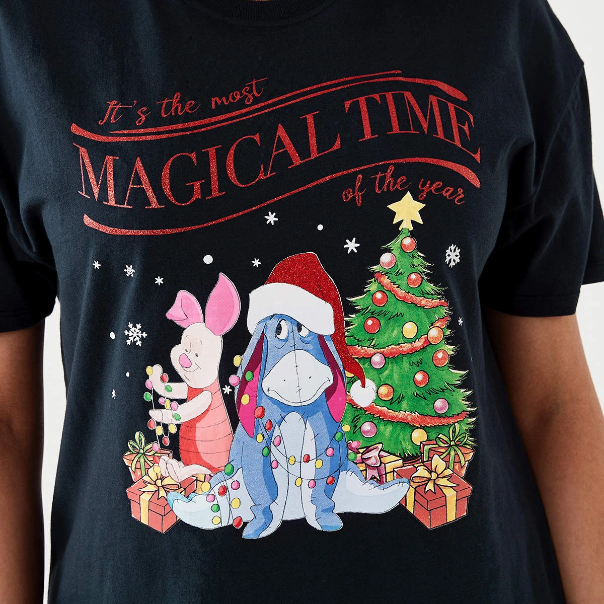 Short Sleeve Winnie The Pooh License Christmas T-shirt 2 Short Sleeve Winnie The Pooh License Christmas T-shirt - Image 2