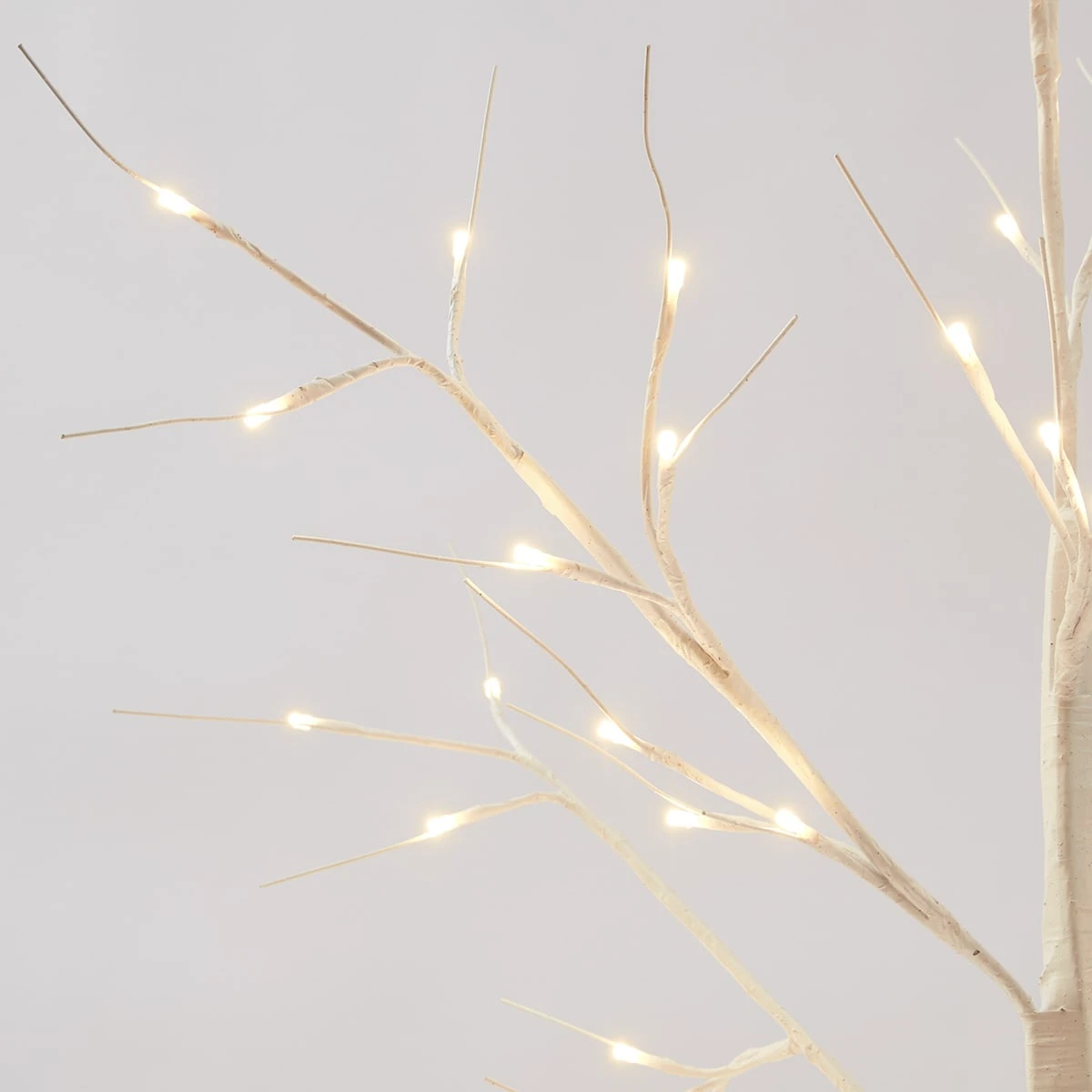 Low Voltage 72 LED 1.2m Christmas White Light Up Twig Tree 4 Low Voltage 72 LED 1.2m Christmas White Light Up Twig Tree - Image 4
