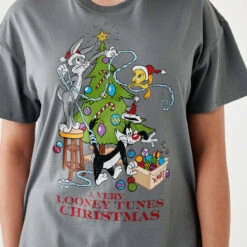Short Sleeve Looney Tunes License Christmas T-shirt -Christmas Gift Shop d7a279ac ec3c 4eae 950d 992a3a94dfdc