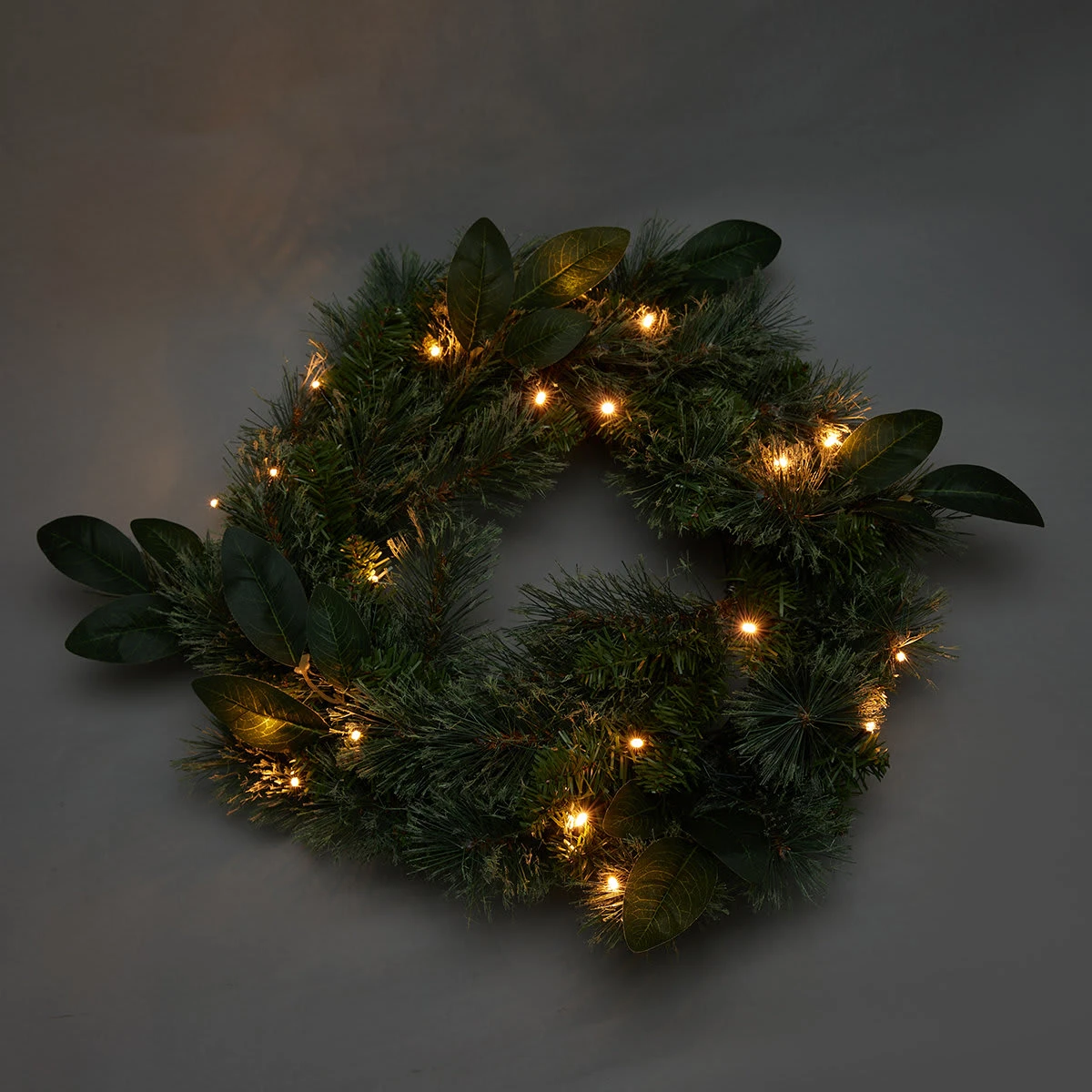 43cm Christmas Light Up Wreath - Green 2 43cm Christmas Light Up Wreath - Green - Image 2